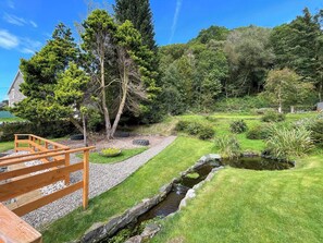 Garden | Aberfoyle Apartment 3 - Holly - Loch Apartments, Aberfoyle