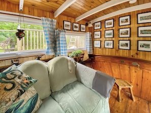 Living area | The Prince - Hobgoblin Holiday Apartments, Glendaruel