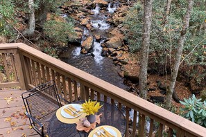 Enjoy your morning coffee on the deck beside the soothing sounds of the creek.