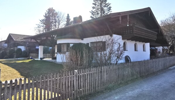 Ferienhaus Luise (DE Samerberg) - Henn Nathalie und Amelie - 4043-Ferienhaus Luise