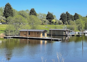 Floating Lodge - York Marina, Naburn, York