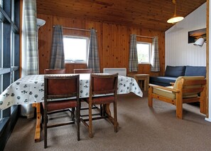Loch Earn Villa - Lochearnhead Loch Side, Lochearnhead, Perthshire
