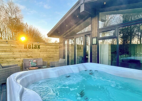 Bain à remous extérieur