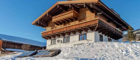 Extérieur maison de vacances [hiver]