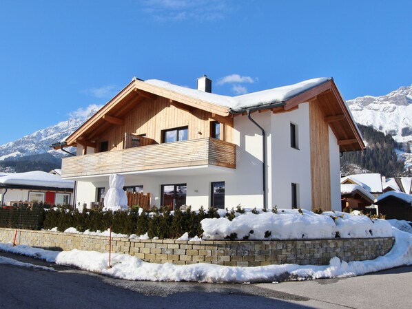 Extérieur maison de vacances [hiver]