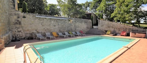 Schwimmbad des Ferienhauses