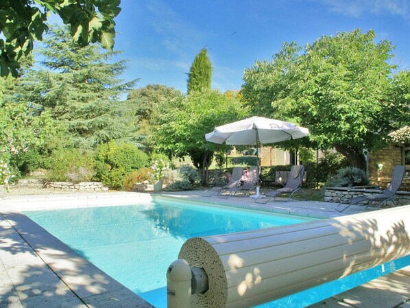Holiday Home Swimming Pool