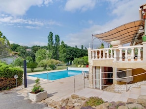 Schwimmbad des Ferienhauses