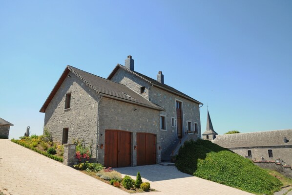 Extérieur maison de vacances [été]
