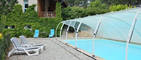 Piscine maison de vacances