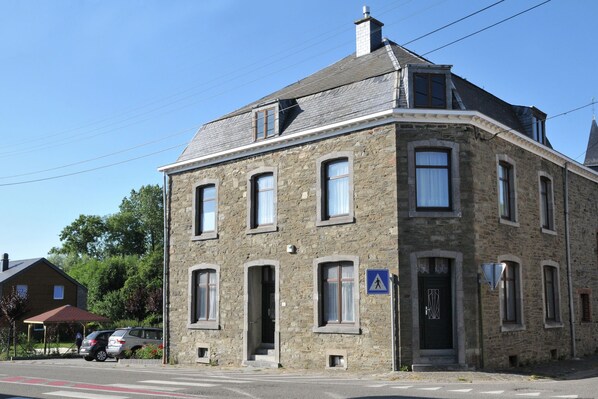 Extérieur maison de vacances [été]