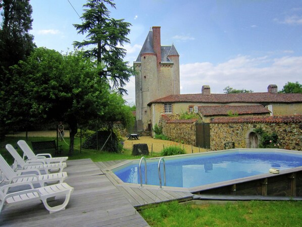 Schwimmbad des Ferienhauses
