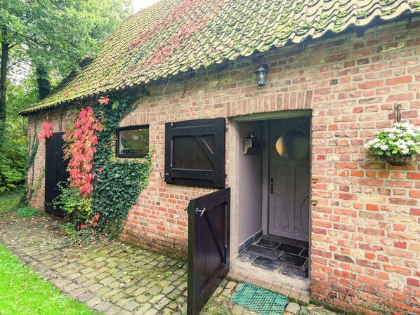 Holiday Home Exterior [summer]