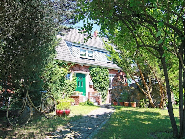 Holiday Home Exterior [summer]