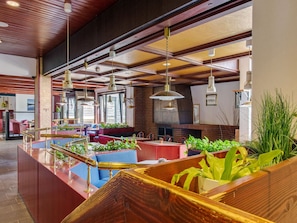 Entrance / Reception