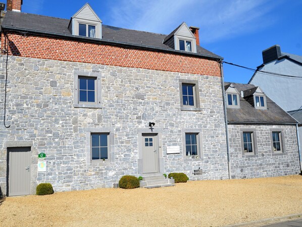 Extérieur maison de vacances [été]