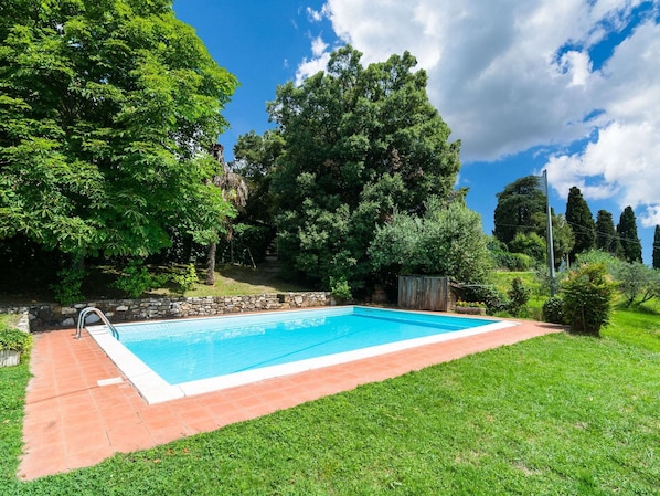 Holiday Home Swimming Pool