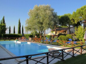 Piscine maison de vacances