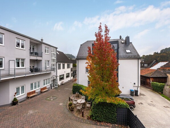 Außenseite Ferienhaus [Sommer]