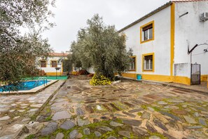 Holiday Home Swimming Pool