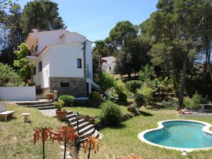 Schwimmbad des Ferienhauses