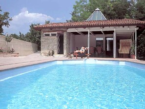 Holiday Home Swimming Pool