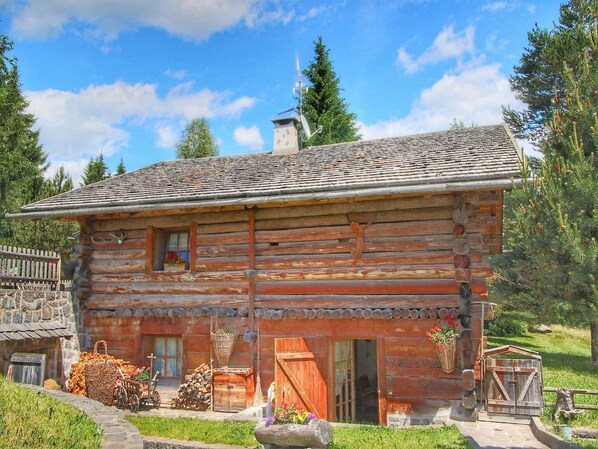 Holiday Home Exterior [summer]