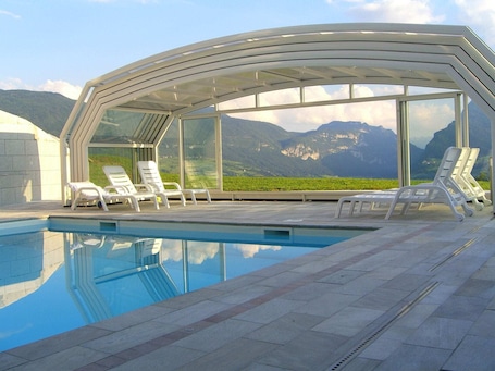 Schwimmbad des Ferienhauses