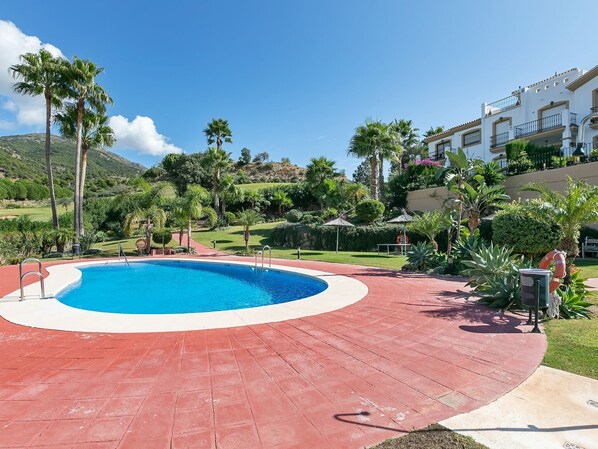 Holiday Home Swimming Pool