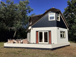 Extérieur maison de vacances [été]