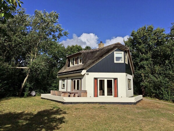 Extérieur maison de vacances [été]