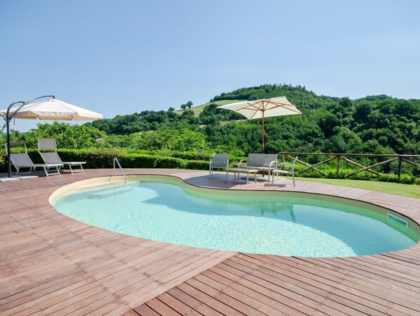 Holiday Home Swimming Pool