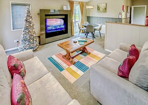 Spa Retreat - Raywell Hall Country Lodges, Raywell, Beverley