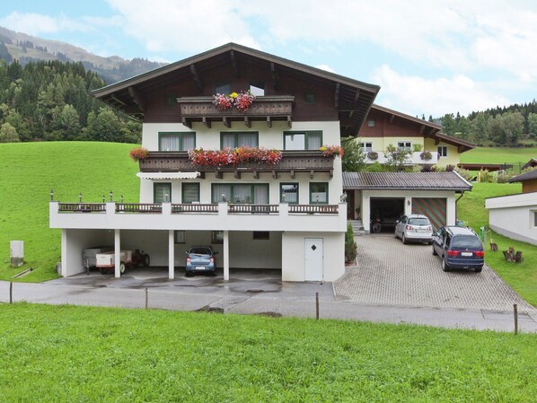 Holiday Home Exterior [summer]
