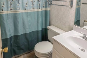 Ensuite Bathroom