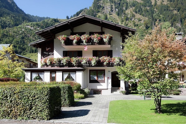 Holiday Home Exterior [summer]