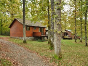 Außenseite Ferienhaus [Sommer]