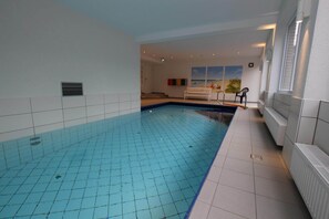 Holiday Home Swimming Pool