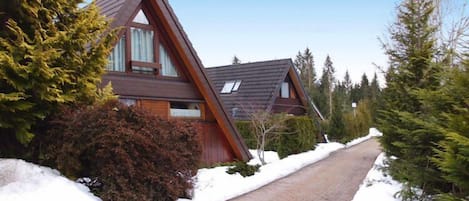 Holiday Home Exterior [winter]