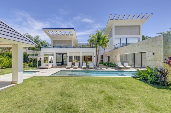 Villa Reino - Modern new villa (4962)
