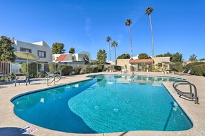 Community Outdoor Pool