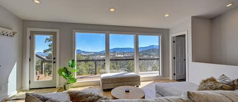 Main living room with the breathtaking view