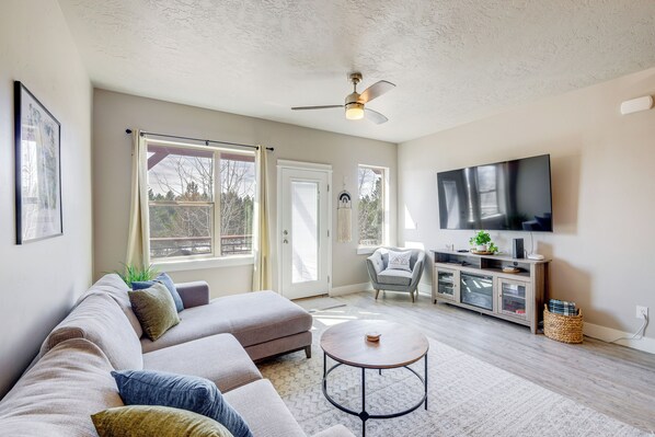 McCall Vacation Rental | 3BR | 3BA | Stairs Required for Access | 1,565 Sq Ft