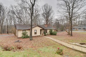 Property Exterior | Keyless Entry
