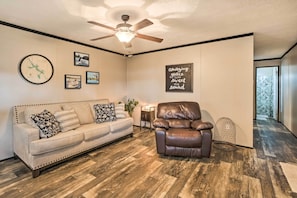 Living Room | Smart TV | Central Air Conditioning | Ceiling Fans | Free WiFi