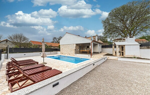 pool
