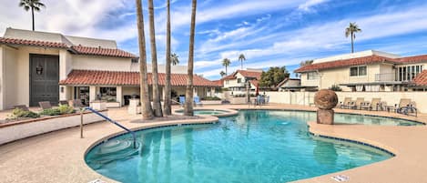 Paradise Valley Vacation Rental | 3BR | 3BA | 1,800 Sq Ft | Step-Free Access