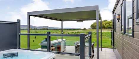 Optimum 8 Outdoor Living, Optimum 8 Outdoor Living (Pet) - Angrove Country Park, Great Ayton, Yorkshire Moors and Coast