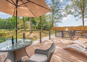 Rowan Boutique Lodge - Woodland Lakes Boutique Lodges, Aughton