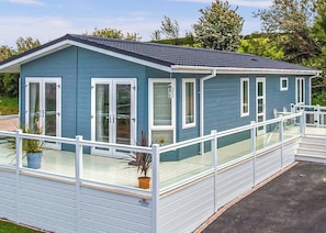 Signature 5 - Shorefield Country Park, Milford-on-Sea, Nr Lymington